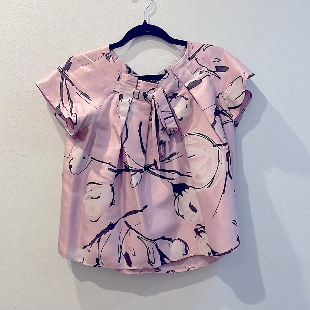 Lovely silk top by Moschino Cheap and Chic. Great gathered neckline, cap sleeves